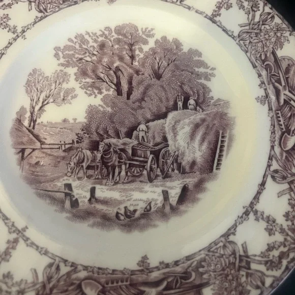 6 Vintage Clarice Cliff PURPLE Dessert Plates - Picture 4 of 8